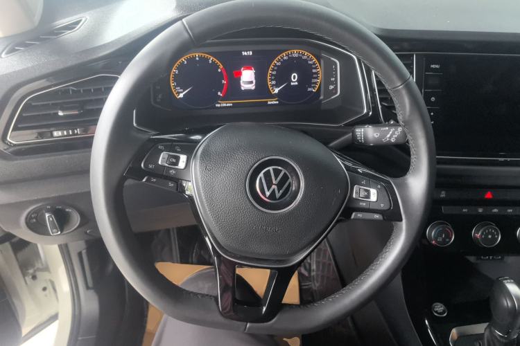 Used Volkswagen T-ROC 2021 280TSI DSG Two-Wheel Drive Comfort Connect Edition Steering Wheel