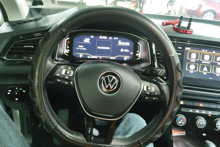 Used Volkswagen T-ROC 2021 280TSI DSG Two-Wheel Drive Comfort Connect Edition Steering Wheel