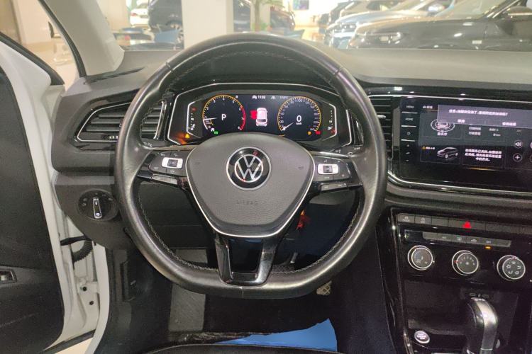 Used Volkswagen T-ROC 2021 280TSI DSG Two-Wheel Drive Comfort Connect Edition Steering Wheel