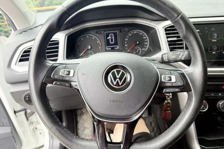 Used Volkswagen T-ROC 2021 Revised Version 280TSI DSG Two-Wheel Drive Elite Connect Edition Steering Wheel