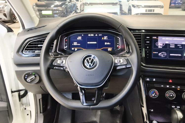 Used Volkswagen T-ROC 2021 280TSI DSG Two-Wheel Drive Comfort Connect Edition Steering Wheel