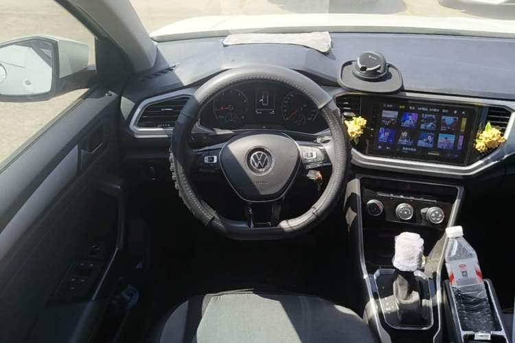 Used Volkswagen T-ROC 2021 280TSI DSG Two-Wheel Drive Elite Connect Edition Steering Wheel