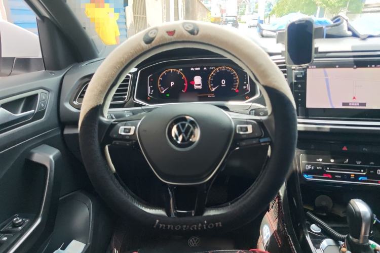Used Volkswagen T-ROC 2021 Revised Version 280TSI DSG All-Wheel Drive Luxury Connected Edition Steering Wheel