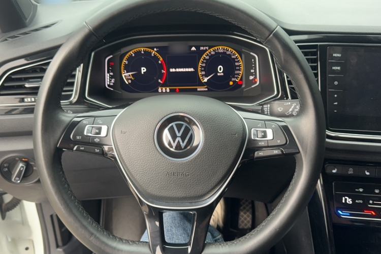 Used Volkswagen T-ROC 2021 Revised Version 280TSI DSG All-Wheel Drive Luxury Connected Edition Steering Wheel