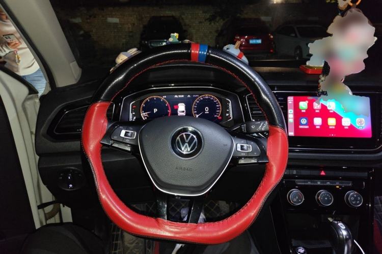 Used Volkswagen T-ROC 2021 280TSI DSG Two-Wheel Drive Comfort Connect Edition Steering Wheel