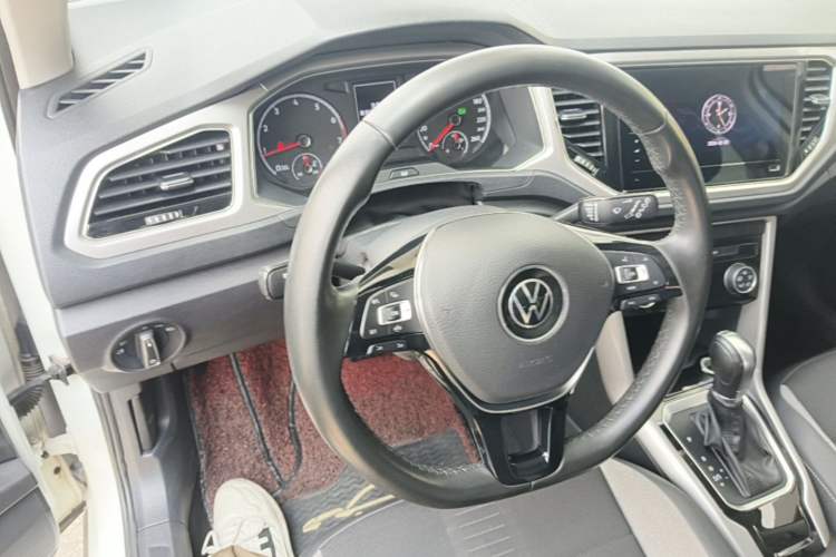 Used Volkswagen T-ROC 2021 Revised Version 280TSI DSG Two-Wheel Drive Elite Connect Edition Steering Wheel