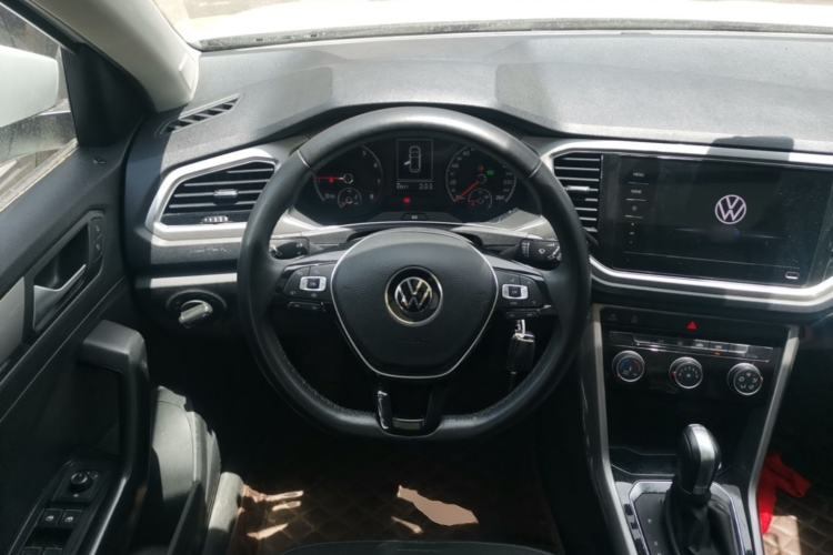 Used Volkswagen T-ROC 2021 Revised Version 280TSI DSG Two-Wheel Drive Elite Connect Edition Steering Wheel