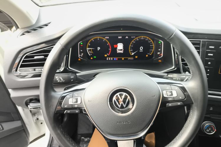 Used Volkswagen T-ROC 2021 280TSI DSG Two-Wheel Drive Comfort Connect Edition Steering Wheel