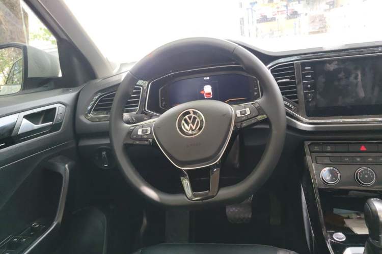 Used Volkswagen T-ROC 2021 Revised Version 280TSI DSG Two-Wheel Drive Comfort & Smart Connectivity Edition Steering Wheel