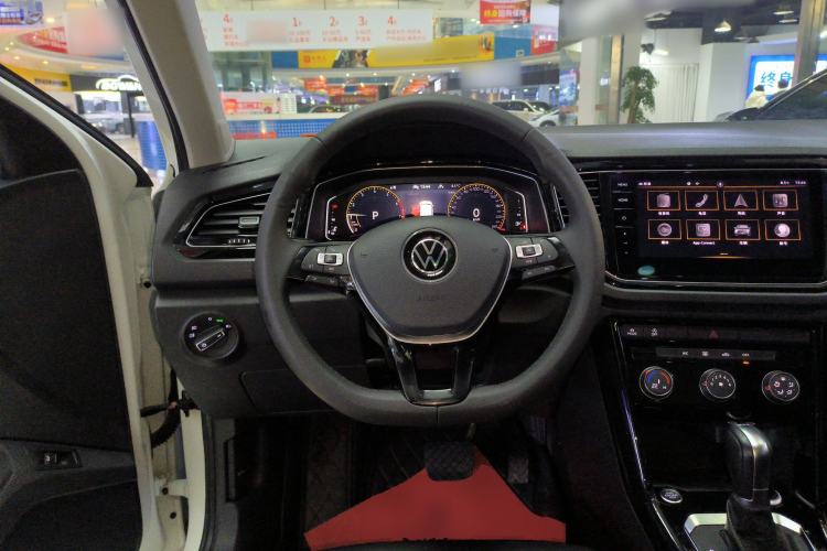 Used Volkswagen T-ROC 2021 280TSI DSG Two-Wheel Drive Comfort Connect Edition Steering Wheel