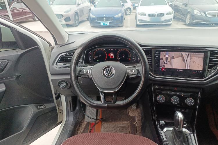 Used Volkswagen T-ROC 2021 280TSI DSG Two-Wheel Drive Comfort Connect Edition Steering Wheel