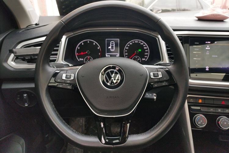 Used Volkswagen T-ROC 2021 280TSI DSG Two-Wheel Drive Elite Connect Edition Steering Wheel