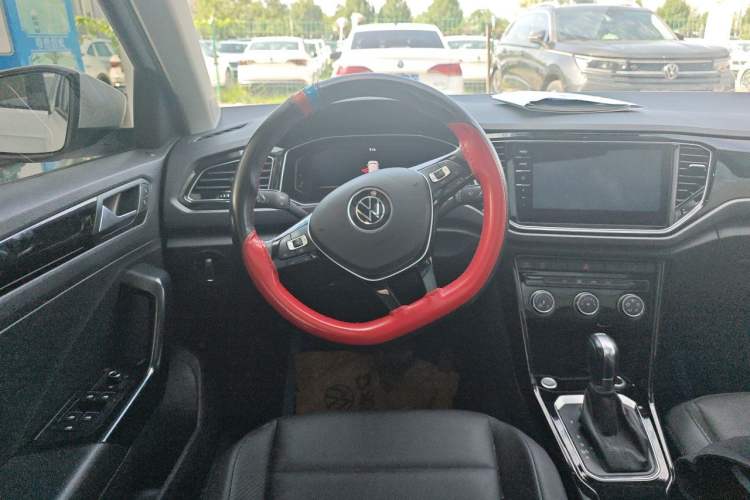 Used Volkswagen T-ROC 2021 Revised Version 280TSI DSG Two-Wheel Drive Comfort & Smart Connectivity Edition Steering Wheel