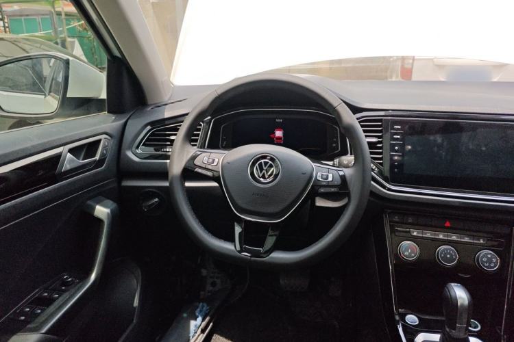 Used Volkswagen T-ROC 2021 280TSI DSG Two-Wheel Drive Comfort Connect Edition Steering Wheel