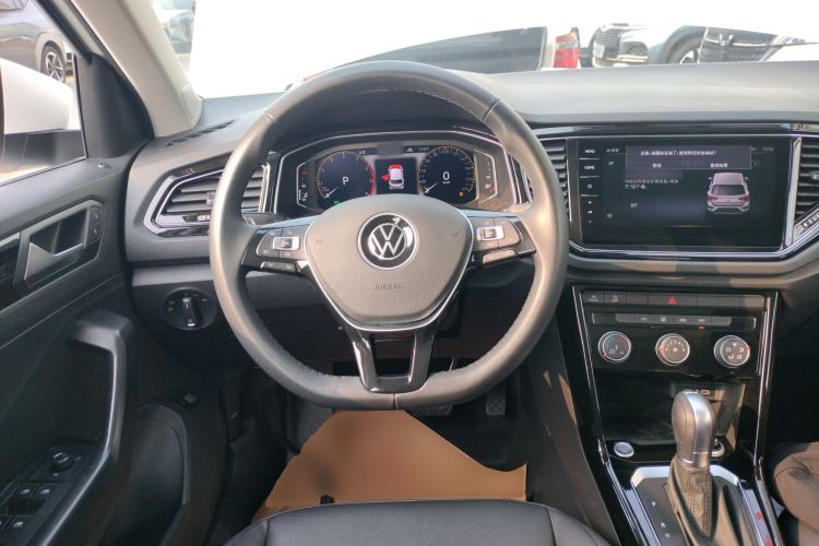 Used Volkswagen T-ROC 2021 280TSI DSG Two-Wheel Drive Comfort Connect Edition Steering Wheel