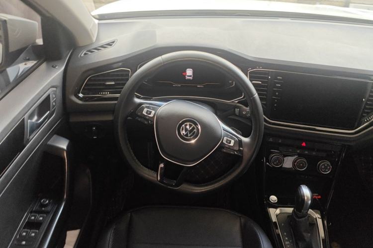 Used Volkswagen T-ROC 2021 280TSI DSG Two-Wheel Drive Comfort Connect Edition Steering Wheel