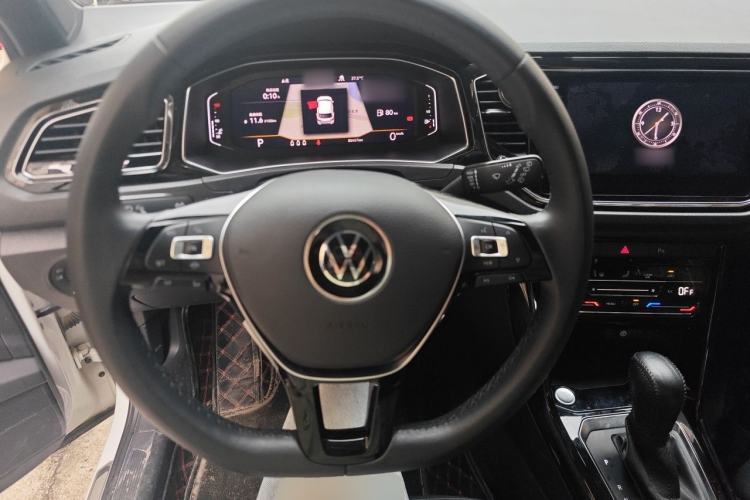 Used Volkswagen T-ROC 2021 280TSI DSG Two-Wheel Drive Luxury Smart Connectivity Version Steering Wheel