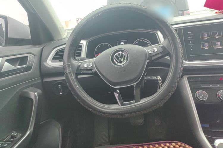 Used Volkswagen T-ROC 2021 280TSI DSG Two-Wheel Drive Elite Connect Edition Steering Wheel