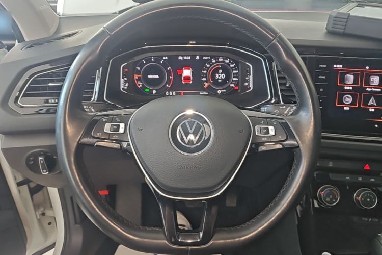 Used Volkswagen T-ROC 2021 280TSI DSG Two-Wheel Drive Comfort Connect Edition Steering Wheel
