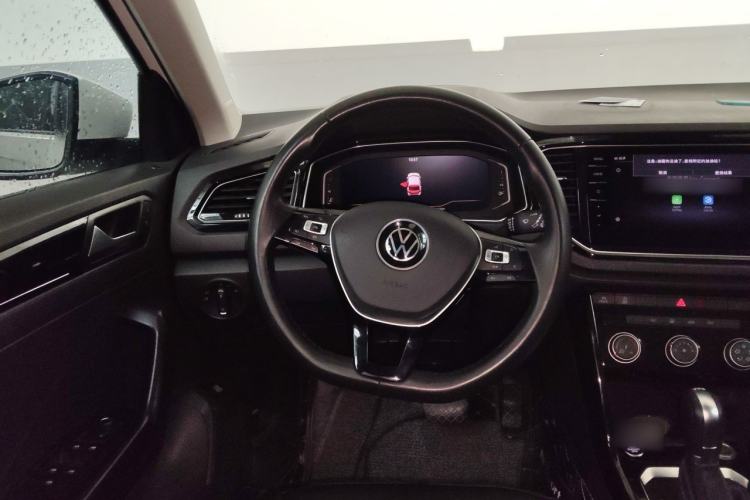 Used Volkswagen T-ROC 2021 280TSI DSG Two-Wheel Drive Comfort Connect Edition Steering Wheel