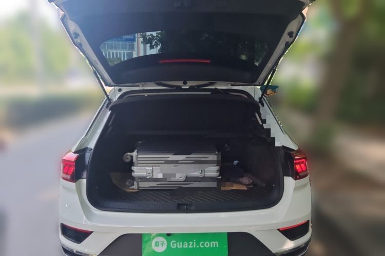 Used Volkswagen T-ROC 2021 280TSI DSG Two-Wheel Drive Elite Connect Edition Trunk