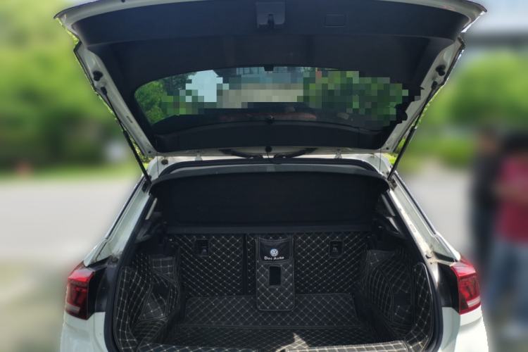 Used Volkswagen T-ROC 2021 Revised Version 280TSI DSG Two-Wheel Drive Elite Connect Edition Trunk