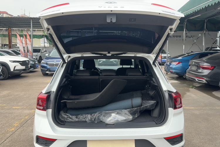 Used Volkswagen T-ROC 2021 Revised Version 280TSI DSG All-Wheel Drive Luxury Connected Edition Trunk