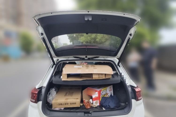 Used Volkswagen T-ROC 2021 280TSI DSG Two-Wheel Drive Comfort Connect Edition Trunk