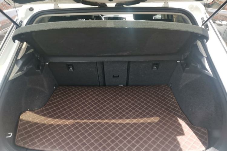 Used Volkswagen T-ROC 2021 Revised Version 280TSI DSG Two-Wheel Drive Elite Connect Edition Trunk