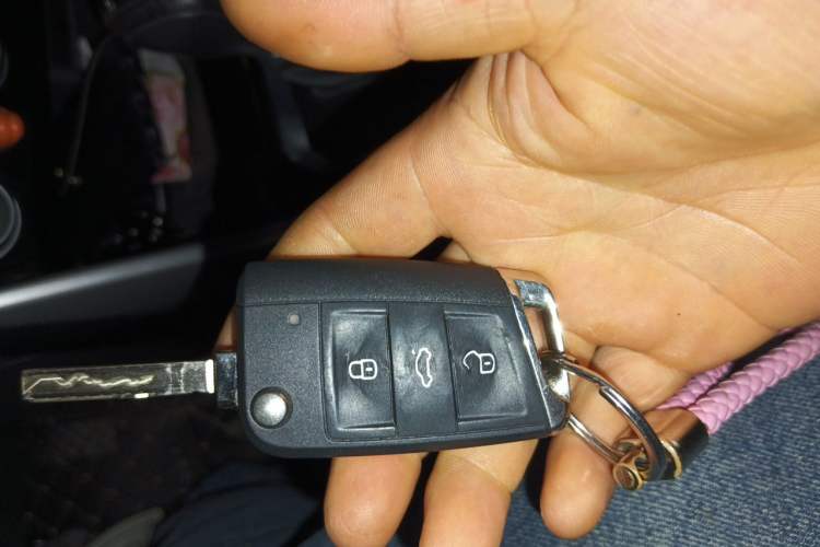 Used Volkswagen T-ROC 2021 280TSI DSG Two-Wheel Drive Elite Connect Edition Vehicle Key