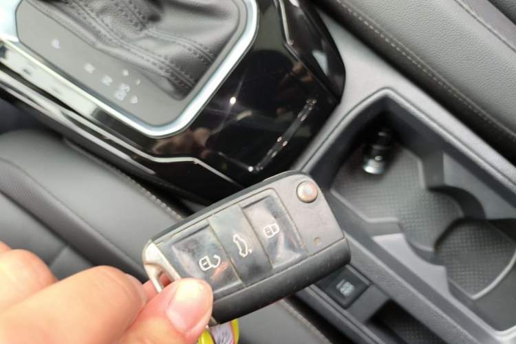 Used Volkswagen T-ROC 2021 280TSI DSG Two-Wheel Drive Comfort Connect Edition Vehicle Key