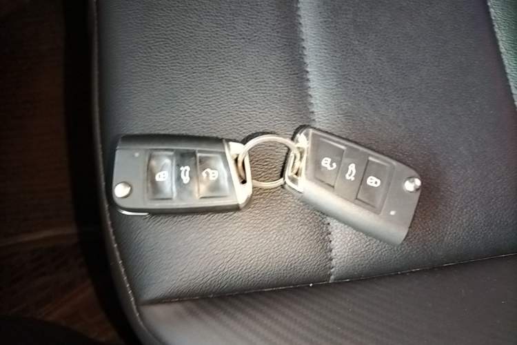 Used Volkswagen T-ROC 2021 280TSI DSG Two-Wheel Drive Comfort Connect Edition Vehicle Key