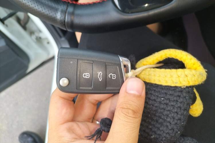 Used Volkswagen T-ROC 2021 280TSI DSG Two-Wheel Drive Comfort Connect Edition Vehicle Key