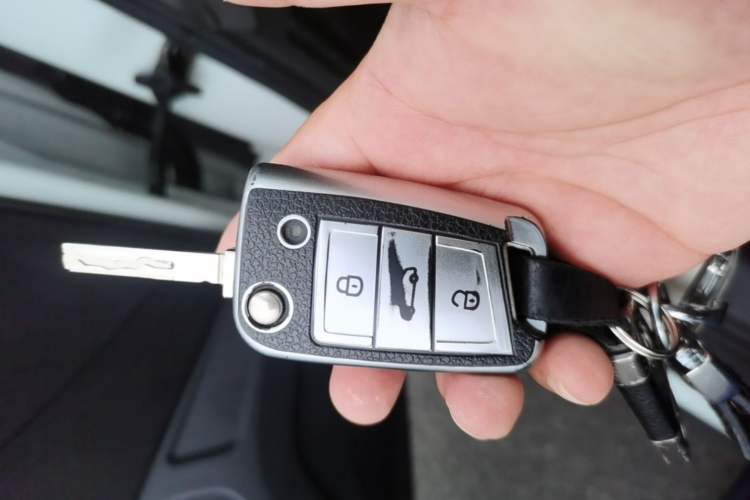 Used Volkswagen T-ROC 2021 Revised Version 280TSI DSG Two-Wheel Drive Elite Connect Edition Vehicle Key