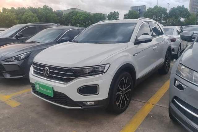 Volkswagen T-ROC 2021 280TSI DSG Two-Wheel Drive Comfort Connect Edition usado