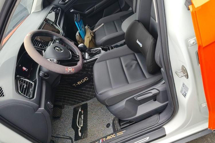 Used Volkswagen T-ROC 2021 Revised Version 280TSI DSG Two-Wheel Drive Comfort & Smart Connectivity Edition Left Front Seat