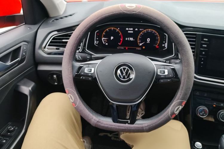 Used Volkswagen T-ROC 2021 Revised Version 280TSI DSG Two-Wheel Drive Comfort & Smart Connectivity Edition Steering Wheel