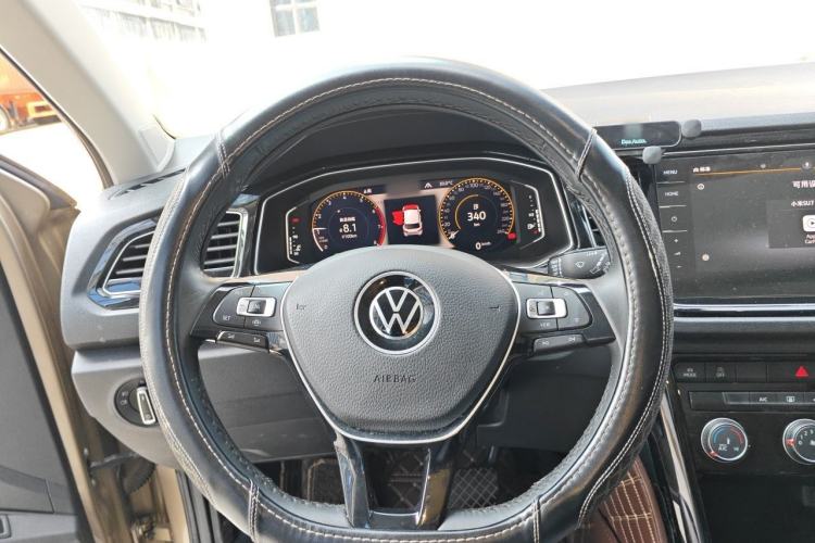Used Volkswagen T-ROC 2021 280TSI DSG Two-Wheel Drive Comfort Connect Edition Steering Wheel