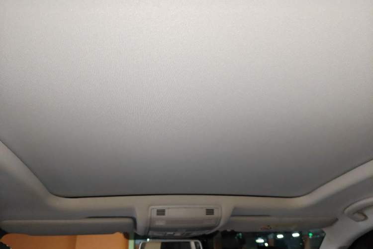 Used Volkswagen T-ROC 2022 280TSI DSG Two-Wheel Drive Comfort PLUS Headliner
