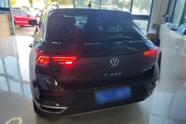Used Volkswagen T-ROC 2022 280TSI DSG Two-Wheel Drive Elite PLUS Exterior 4