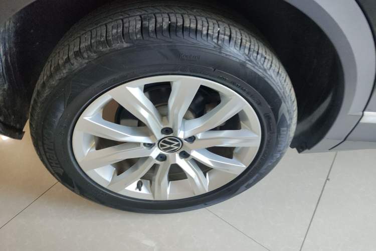 Used Volkswagen T-ROC 2022 280TSI DSG Two-Wheel Drive Elite PLUS Exterior 8