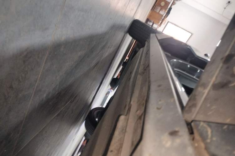 Used Volkswagen T-ROC 2022 280TSI DSG Two-Wheel Drive Comfort PLUS Right Side Sill