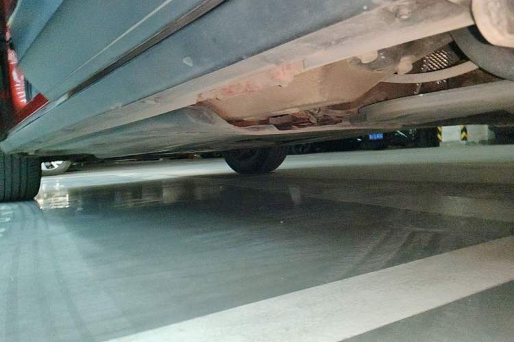 Used Volkswagen T-ROC  Chassis Rear Left