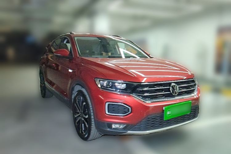 Used Volkswagen T-ROC  Front Right 45 Deg
