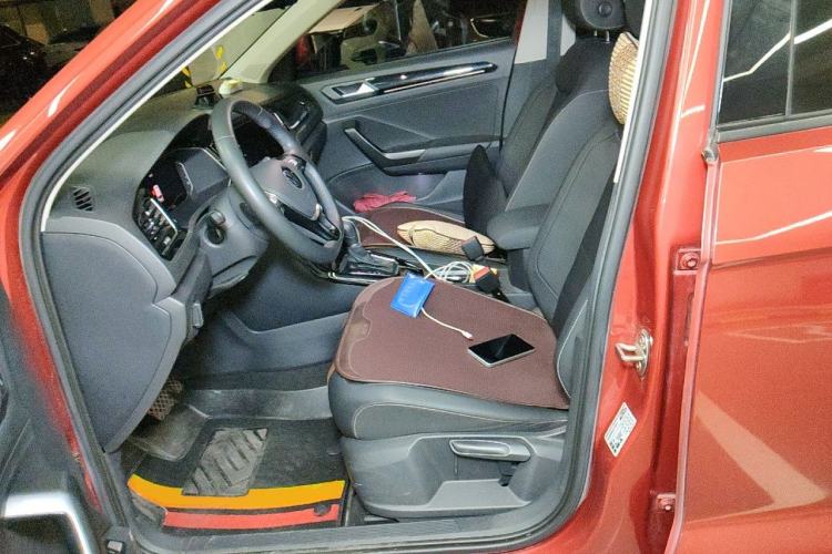 Used Volkswagen T-ROC  Left Front Seat