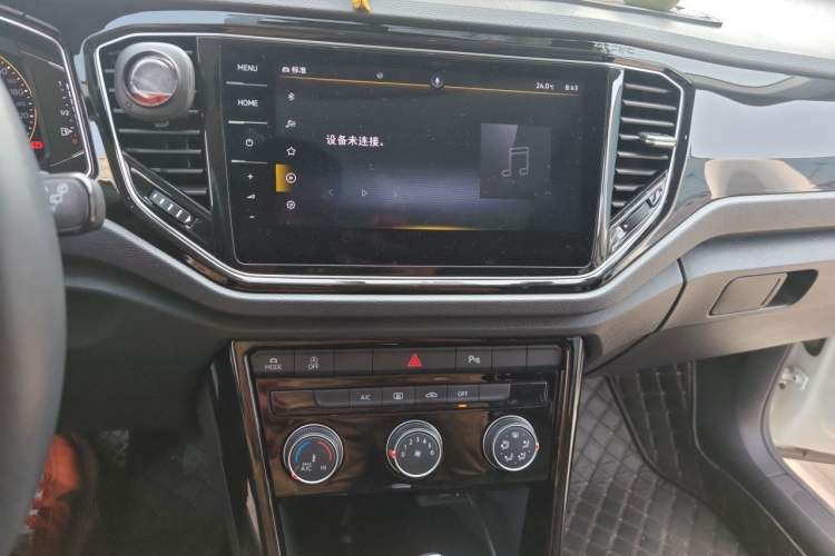 Used Volkswagen T-ROC 2022 280TSI DSG Two-Wheel Drive Comfort PLUS Audio And AC Panel