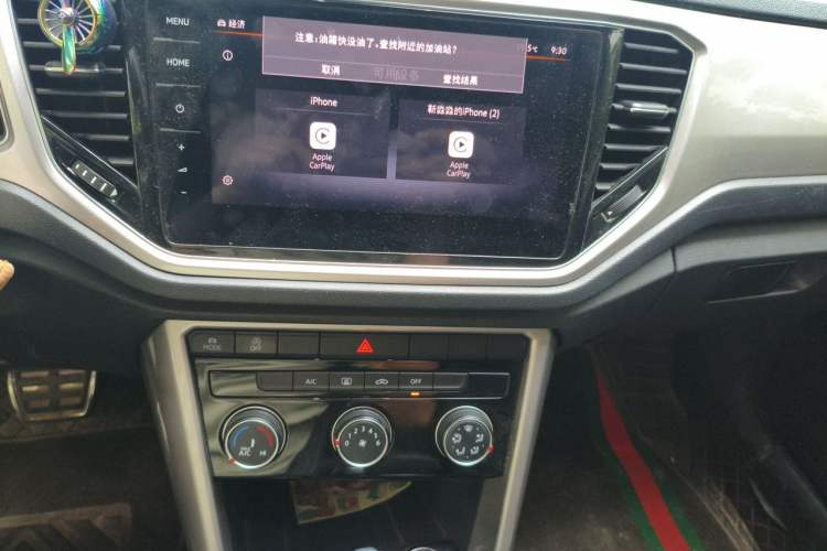 Used Volkswagen T-ROC 2022 280TSI DSG Two-Wheel Drive R-Line Pro PLUS Audio And AC Panel