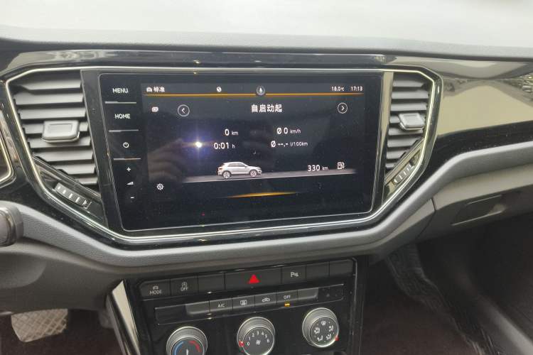Used Volkswagen T-ROC 2022 280TSI DSG Two-Wheel Drive Comfort PLUS Audio And AC Panel