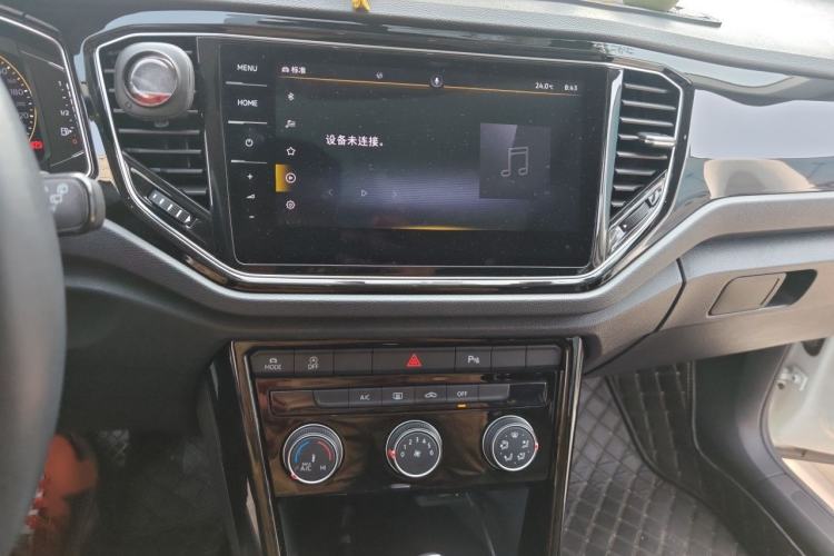 Used Volkswagen T-ROC 2022 280TSI DSG Two-Wheel Drive Comfort PLUS Audio And AC Panel
