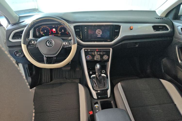 Used Volkswagen T-ROC 2022 280TSI DSG Two-Wheel Drive Elite PLUS Center Console